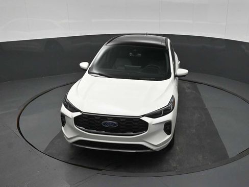 Certified 2025 Ford Escape ST-Line Elite w/ Premium Technology Package AWD/4WD image 48