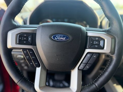 Used 2018 Ford F150 Lariat w/ Equipment Group 502A Luxury AWD/4WD image 15
