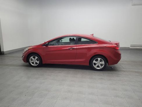 Used 2013 Hyundai Elantra image 3