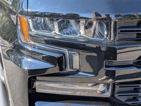 Used 2019 Chevrolet Silverado 1500 RST w/ All-Star Edition image 9