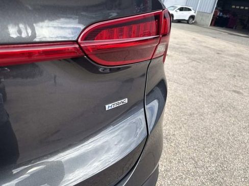 Used 2023 Hyundai Santa Fe SEL w/ Cargo Package image 6