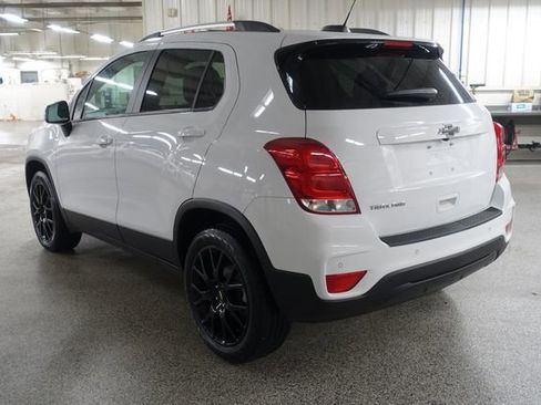 Used 2022 Chevrolet Trax LT w/ Premium Seat Package image 5