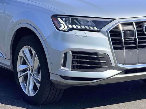 Used 2024 Audi Q7 3.0T Premium Plus AWD/4WD image 9