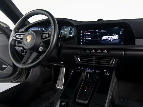 Certified 2022 Porsche 911 Carrera image 31