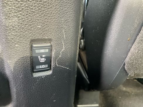 Used 2021 Nissan Titan PRO-4X w/ Pro-4x Convenience Package AWD/4WD image 41