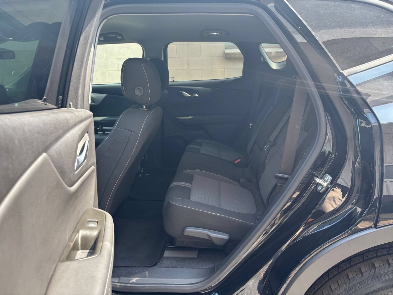 Used 2026 Chevrolet Blazer LT FWD image 27
