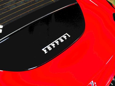 Used 2021 Ferrari Roma image 23