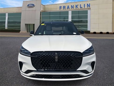 New 2025 Lincoln Aviator Black Label w/ Black Label Special Edition image 2