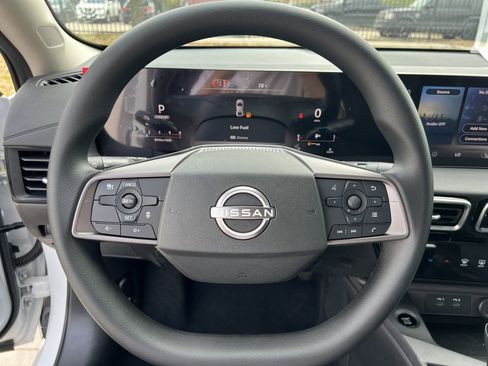 New 2026 Nissan Sentra SV image 8