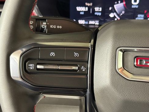 Certified 2025 GMC Canyon AT4 w/ AT4X Package AWD/4WD image 12