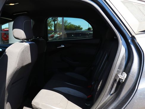 Used 2018 Ford Focus ST FWD image 33