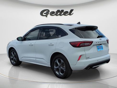 Used 2023 Ford Escape ST-Line w/ Tech Pack #1 FWD image 4