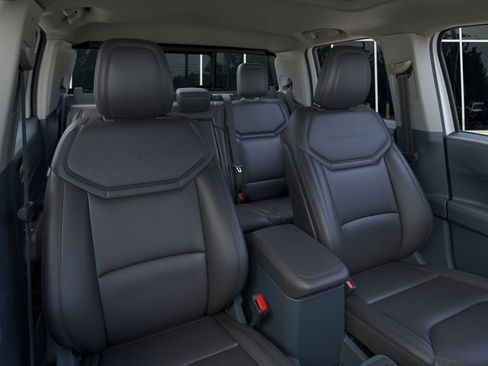 New 2025 Ford Maverick Lariat w/ Black Appearance Package image 10