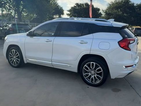 Used 2022 GMC Terrain Denali w/ LPO, Floor Liner Package AWD/4WD image 6