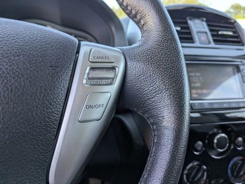 Used 2015 Nissan Versa Note FWD image 24