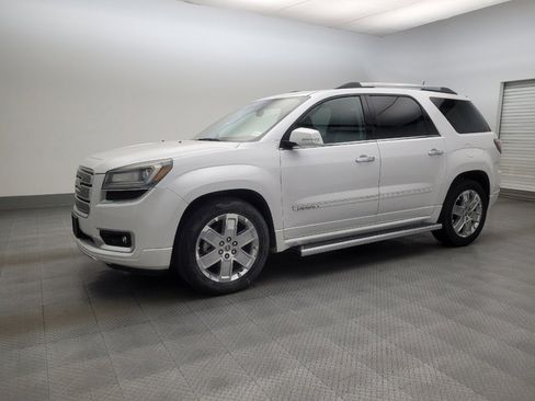 Used 2016 GMC Acadia Denali image 2