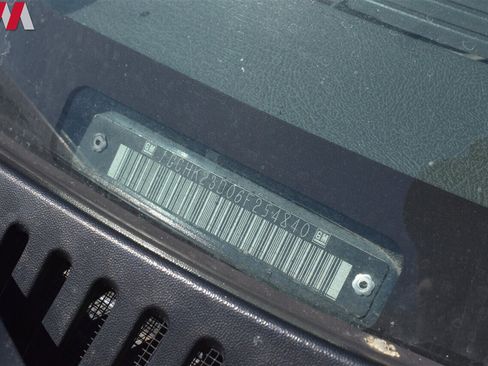 Used 2006 Chevrolet Silverado 2500 LT w/ Heavy-Duty Power Package image 28