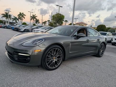 Used 2023 Porsche Panamera Platinum Edition RWD image 3