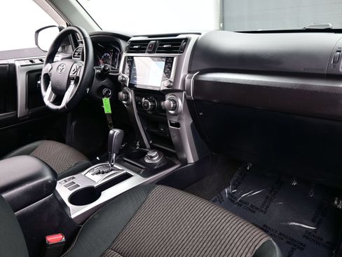 Used 2021 Toyota 4Runner Trail Special Edition AWD/4WD image 15