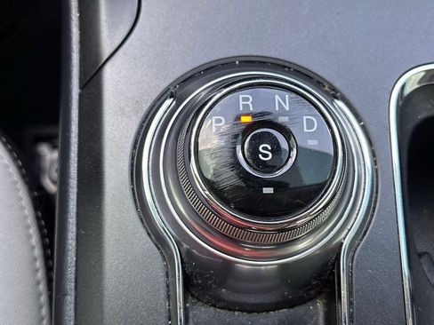 Used 2019 Ford Fusion SE w/ Equipment Group 151A image 34