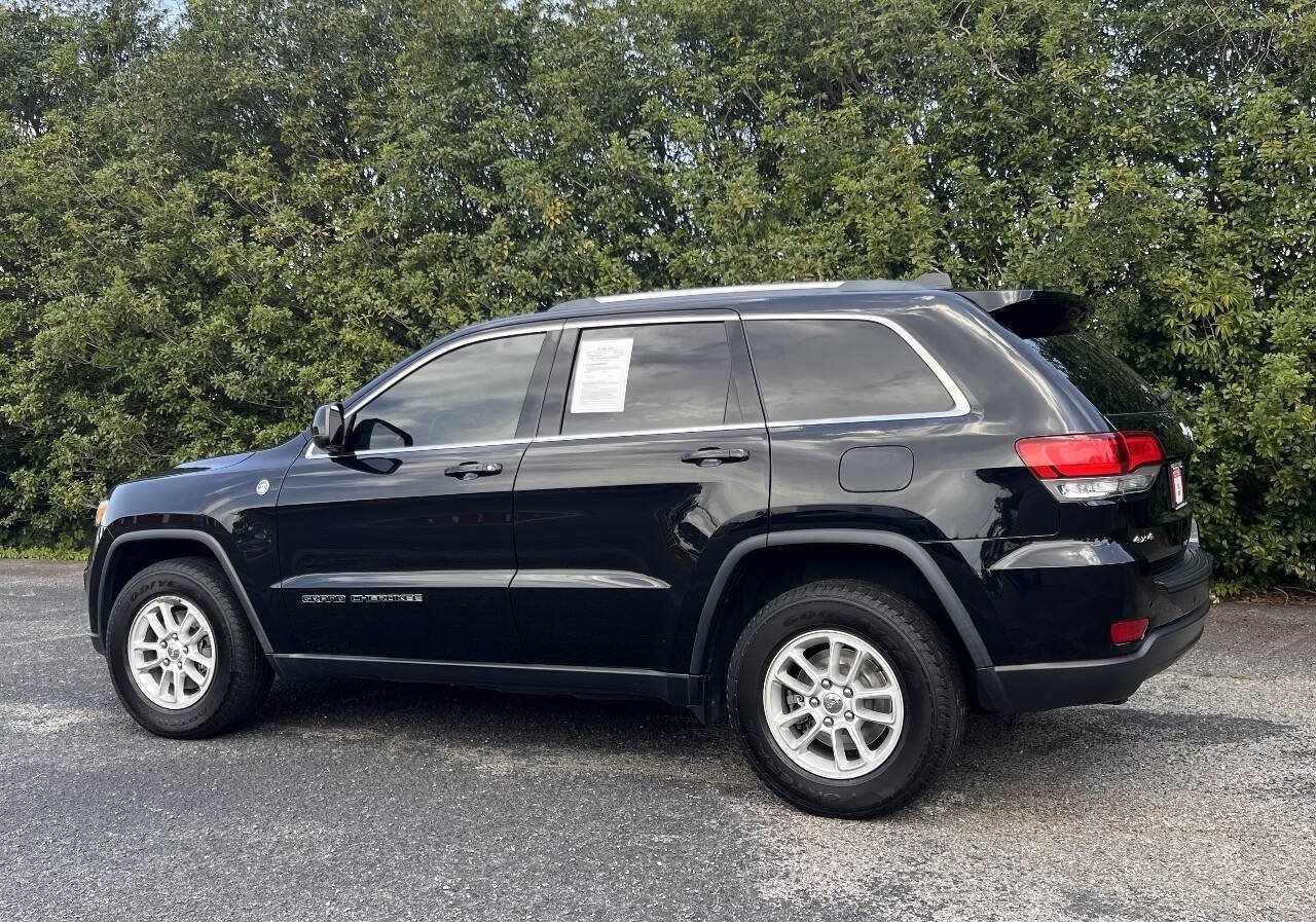 Used 2020 Jeep Grand Cherokee Laredo AWD/4WD image 5