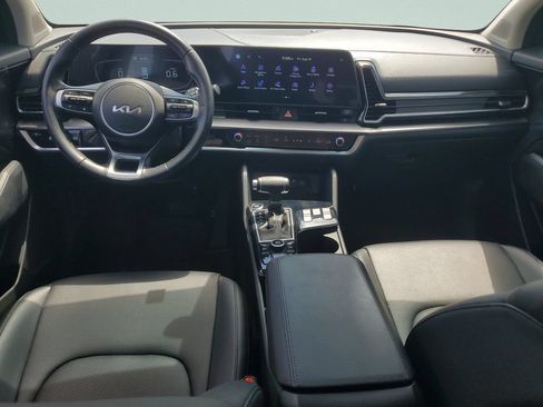 Used 2023 Kia Sportage EX FWD image 11