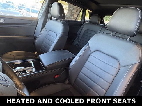 Used 2024 Volkswagen Atlas Cross Sport SEL R-Line AWD/4WD image 24