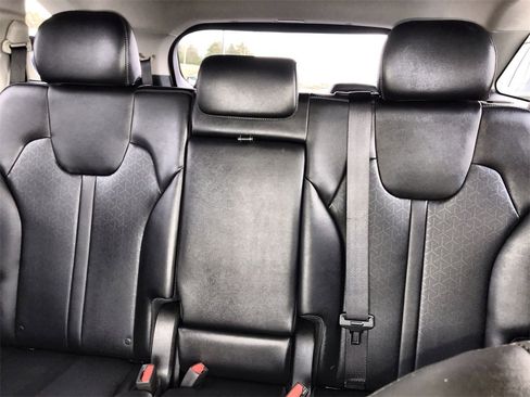 Used 2022 Kia Sorento S image 22