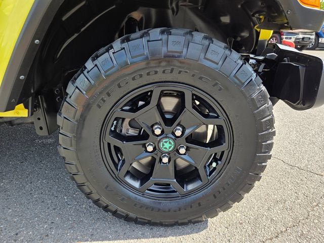 Used 2024 Jeep Gladiator Sport AWD/4WD image 21