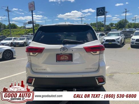 Used 2017 Toyota Highlander Limited Platinum AWD/4WD image 6