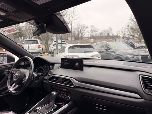 Used 2023 MAZDA CX-9 Carbon Edition image 4