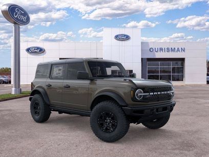 New 2026 Ford Bronco Badlands w/ Wildtrak Package