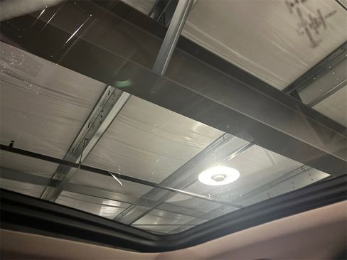 Used 2023 Lincoln Aviator AWD w/ Premium Package image 27