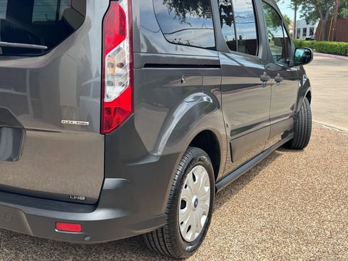 Used 2020 Ford Transit Connect XL FWD image 4