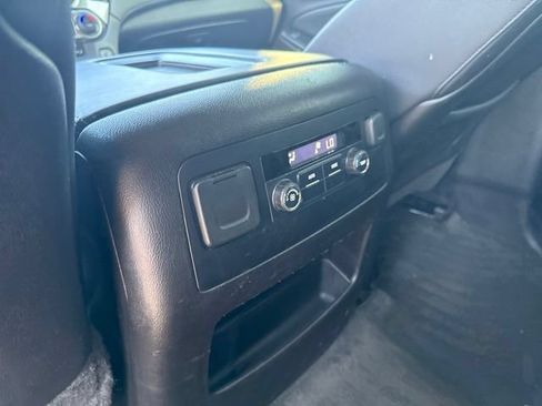 Used 2015 Chevrolet Tahoe LT AWD/4WD image 23