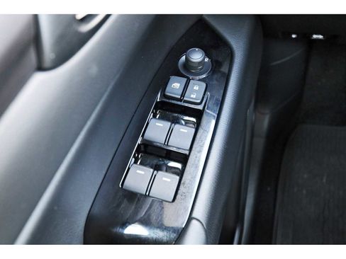 Used 2025 MAZDA CX-5 AWD 2.5 S w/ Preferred Package image 18