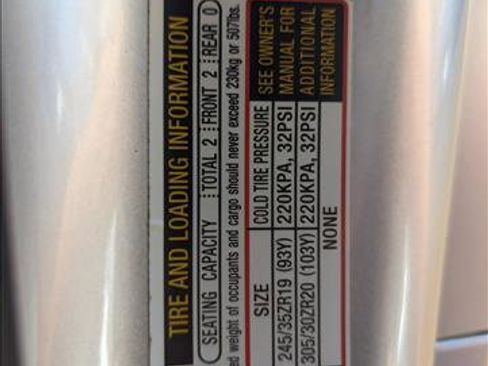 Used 2017 Acura NSX image 22