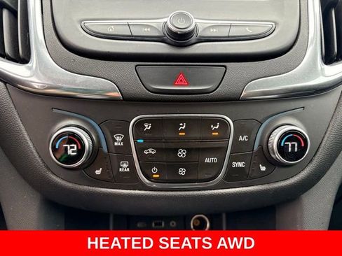 Used 2019 Chevrolet Equinox LT w/ Driver Convenience Package AWD/4WD image 24