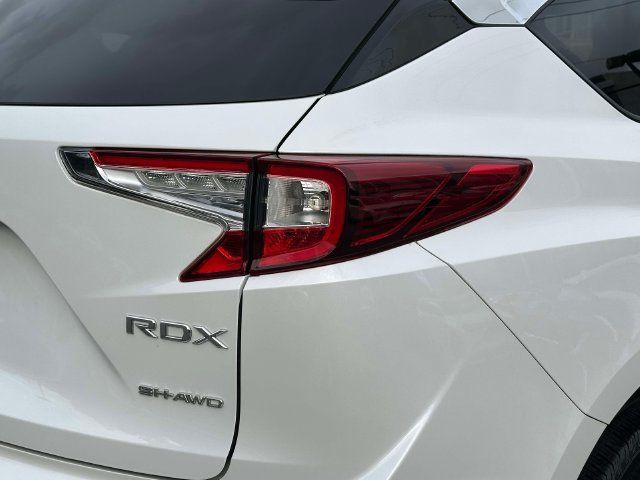 Used 2024 Acura RDX SH-AWD image 12
