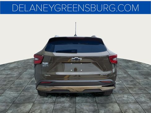 Used 2024 Chevrolet Trax ACTIV w/ Driver Confidence Package FWD image 4