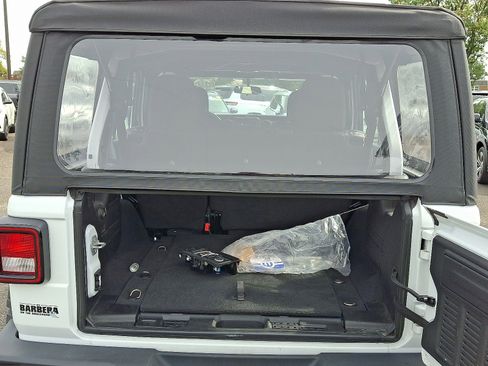 Used 2022 Jeep Wrangler Unlimited Sport image 28