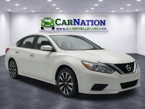Used 2017 Nissan Altima 2.5 SV FWD image 1