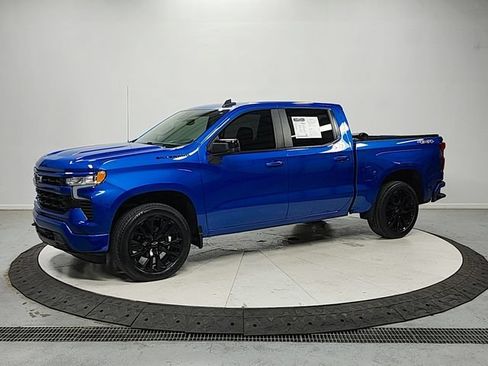 Used 2023 Chevrolet Silverado 1500 RST w/ Protection Package AWD/4WD image 3