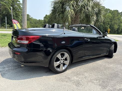 Used 2010 Lexus IS 350C RWD image 11