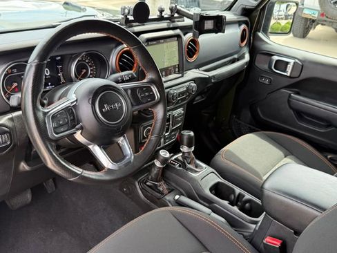 Used 2023 Jeep Gladiator Mojave w/ Cold Weather Group AWD/4WD image 11