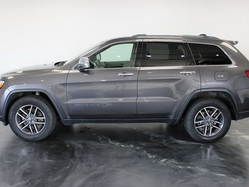 Used 2021 Jeep Grand Cherokee Limited w/ Trailer Tow Group IV AWD/4WD image 22