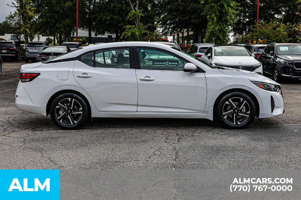 Used 2024 Nissan Sentra SV FWD image 9