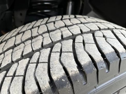 Used 2021 RAM 2500 Laramie w/ Protection Group image 10