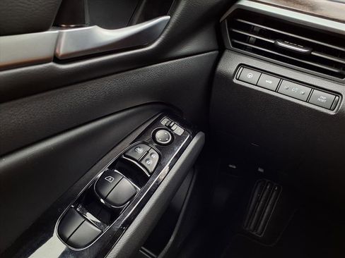 Used 2025 Nissan Altima 2.5 SL image 22