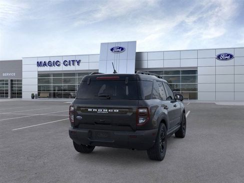 Used 2025 Ford Bronco Sport Outer Banks w/ Outer Banks Tech Package+ image 8